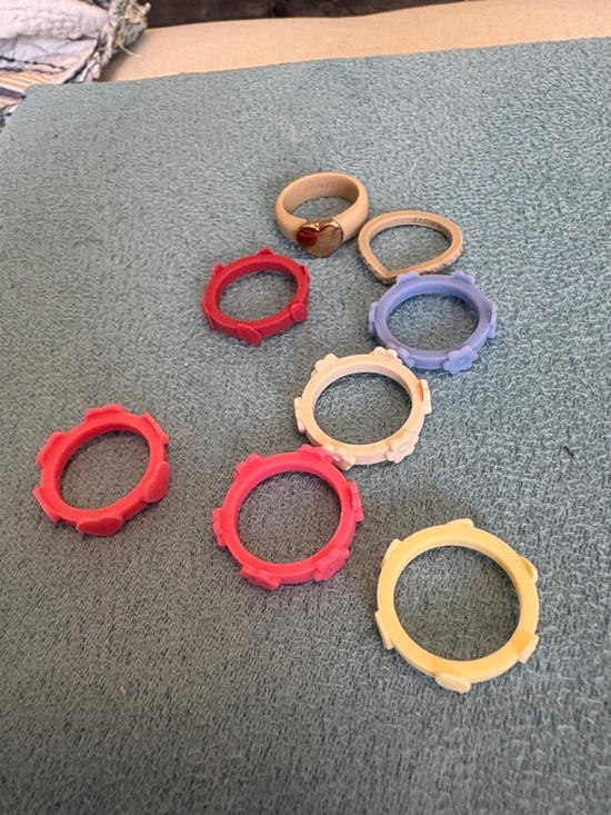 Jewelry - Silicone wedding band lot size 7